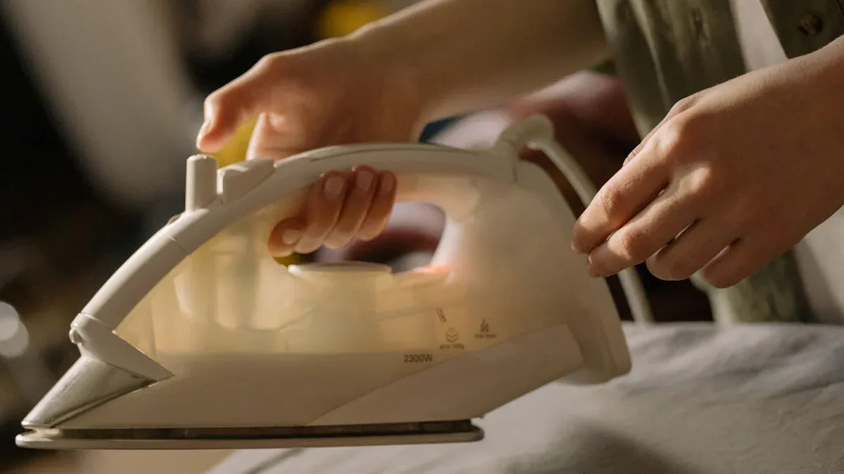 How to remove wrinkles from polyester tablecloths