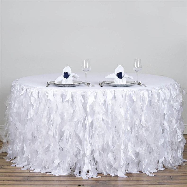 Curly Willow 14ft Table Skirt White